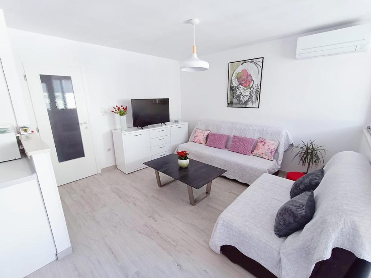 Apartment Glavaric Omiš Екстериор снимка